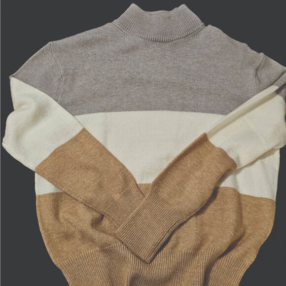 sweater - Picture 1 of 4